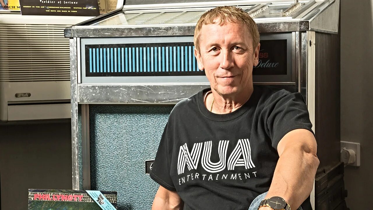 Paul hardcastle. Пауль Хардкастл. Paul Hardcastle - Hardcastle. Paul Hardcastle фото. Jazzmasters 7 пол Хардкэсл.