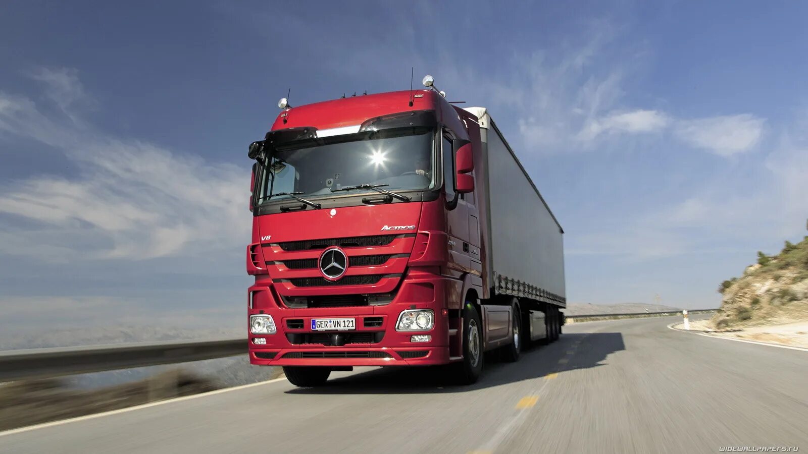 Mercedes-Benz Actros. Грузовик красный Мерседес Актрос. Mercedes Benz Actros 2002. Mercedes Actros 2016.