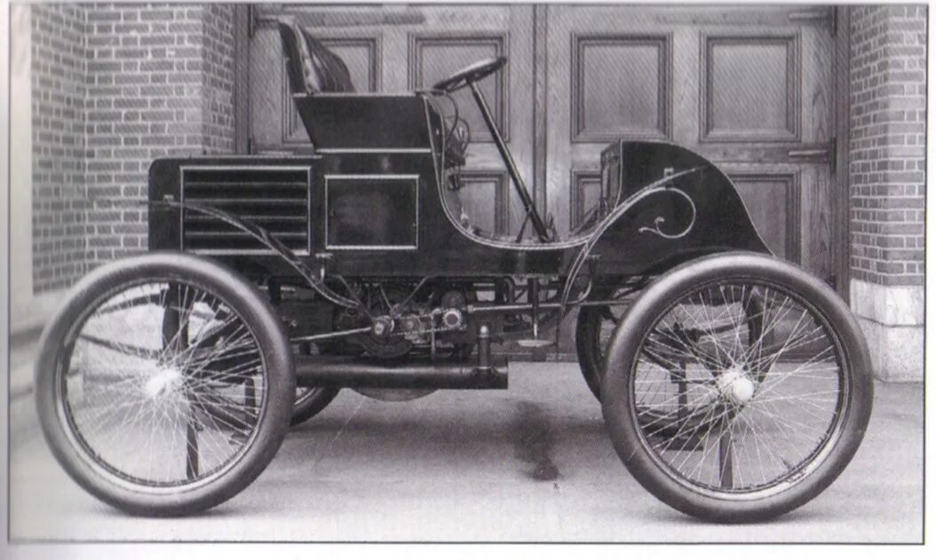 1900 b c. Автомобиль Форд 1900 года. Форд 1900 гв. Форд 1900 годов мотокар.