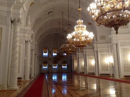 Какие дворцы в кремле