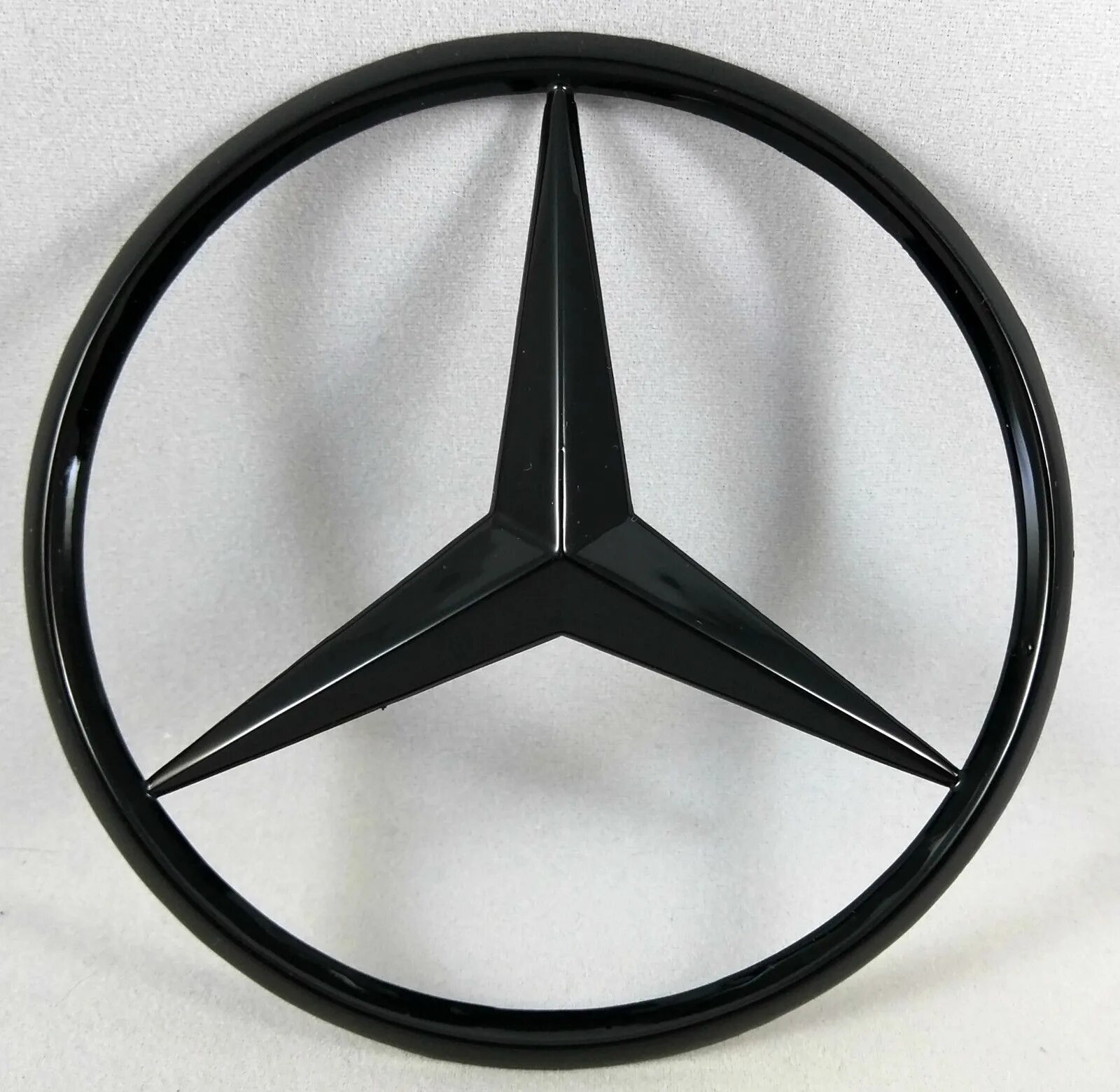 A2217580058 диаметр. Черная эмблема Mercedes w220. Значок Мерседес черный 11см. Mercedes-Benz a2078170016. Знак мерседес купить