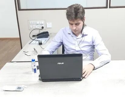 Сотрудник научно исследовательского