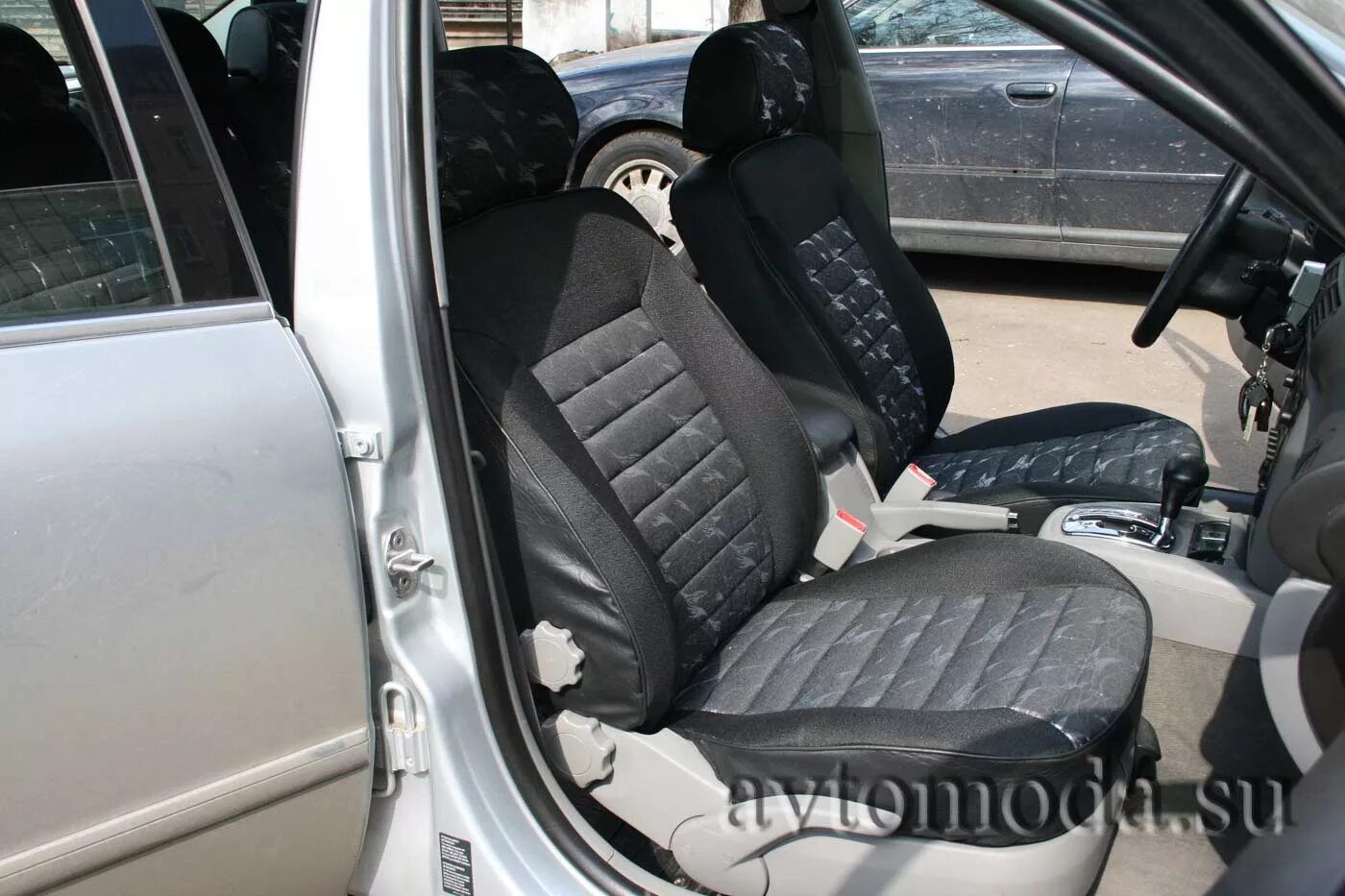 Чехлы пассат б5 седан. Чехлы алькантара пассат б7. Сиденья vw passat b5. Чехлы фольксваген б5. Vw passat b5 салон.