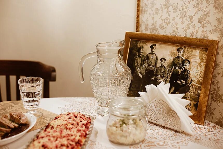 Хлебная площадь, рязань, улица кольцова. Рязань ресторан кухмистерская. Кухмистерская хлебная площадь рязань. Кухмистерская хлебная площадь рязань. Ресторан 12 месяцев рязань.