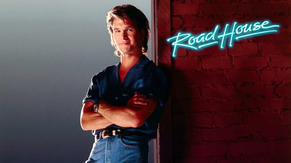 Road house movie. Придорожная закусочная 1989. "Придорожная закусочная" / "Road House" (1989),. Патрик Суэйзи придорожное заведение. Патрик Суэйзи дом у дороги.