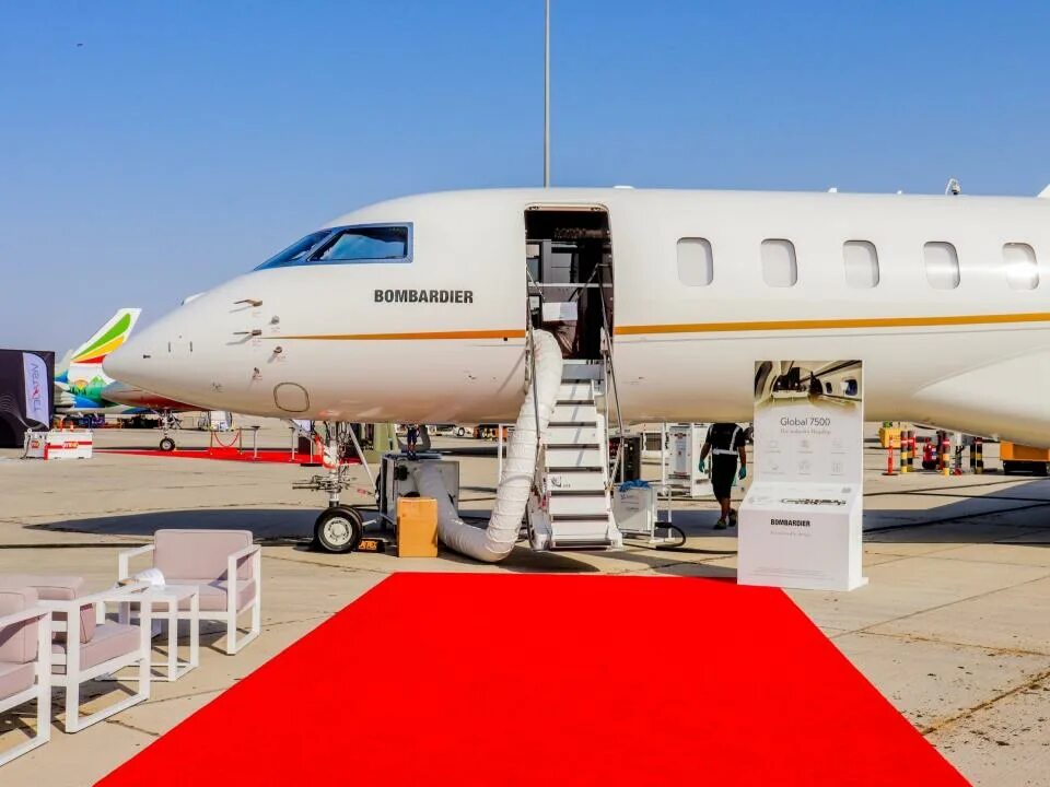 Bombardier global 7500 фото двигатель Global 7500 Crosses FAA Certification Finish Line
