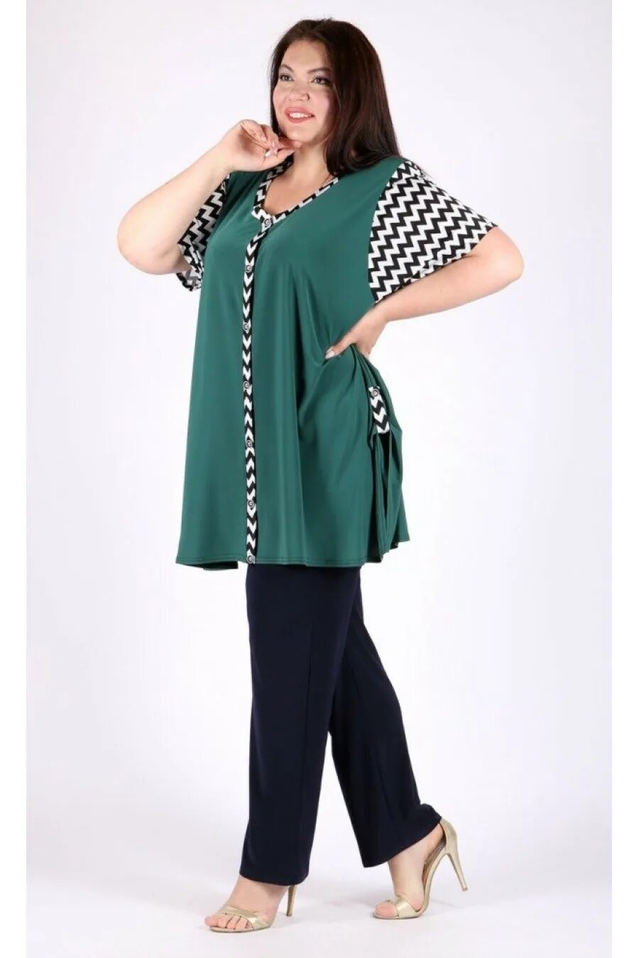 Xl одежда больших размеров интернет магазин. Дизайнерская женская одежда больших размеров. Турецкие магазины больших размеров. Турецкая стильная одежда больших размеров. Леди хл одежда больших.