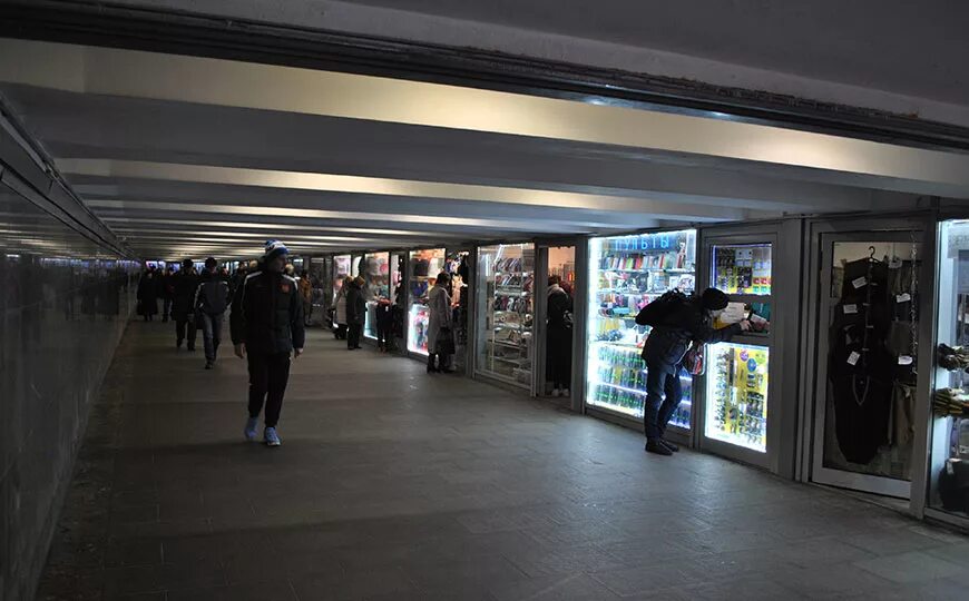 павильон переход. киоски в подземных переходах. павильон переход. необычные навесы. павильон переход.