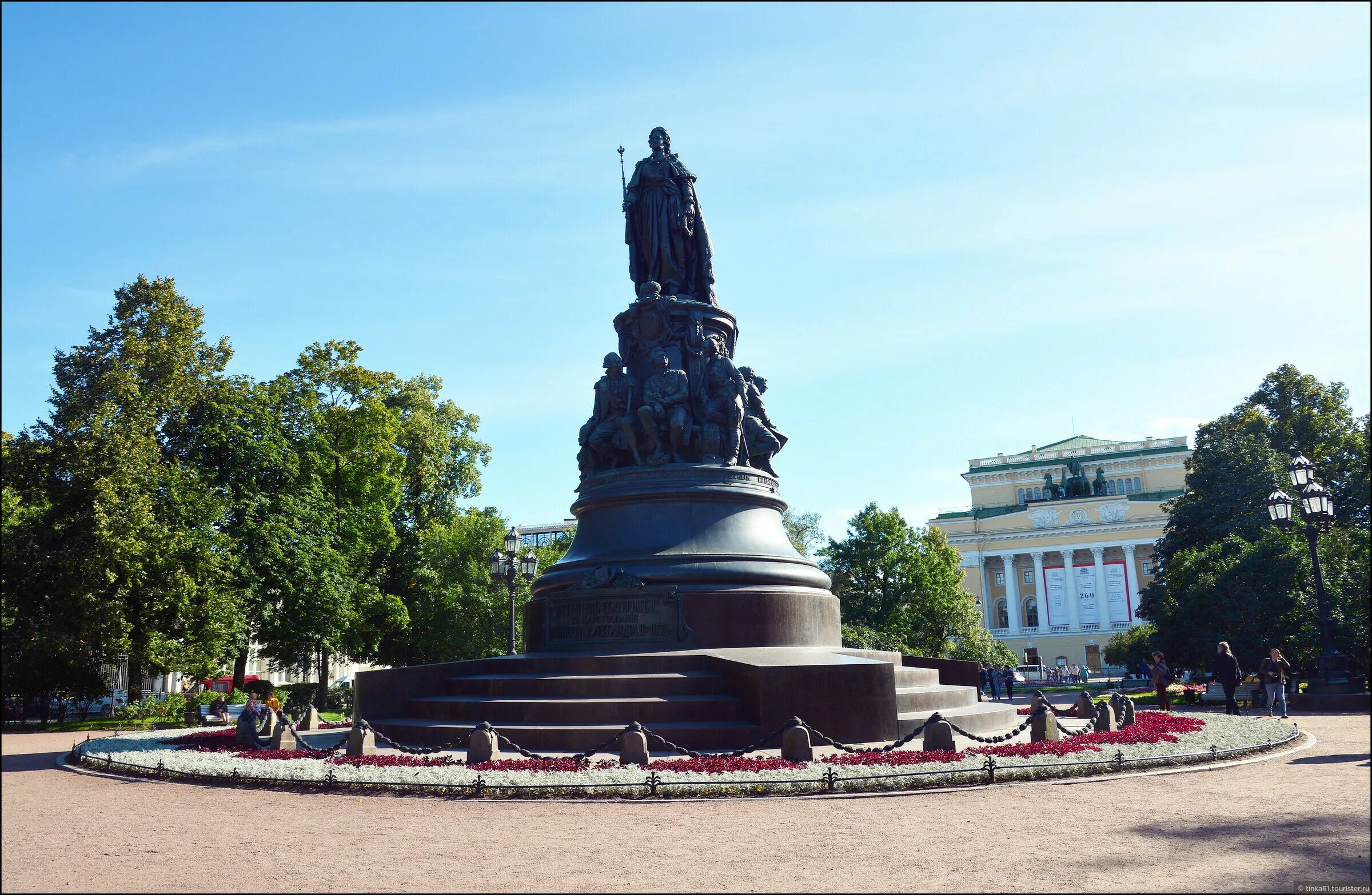 Памятник екатерине в санкт-петербурге. Екатеринодар памятник екатерине ii. Памятник екатерине великой в симферополе. Памятник екатерине великой в одессе. Памятник екатерине одесса 2023.