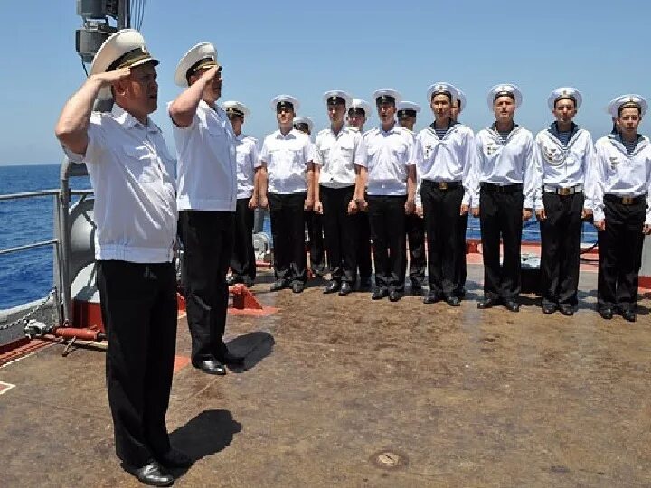 Матрос рф балтийский флот. Бдк цезарь куников экипаж. Экипаж судна. Морское экипаж. Морское экипаж.