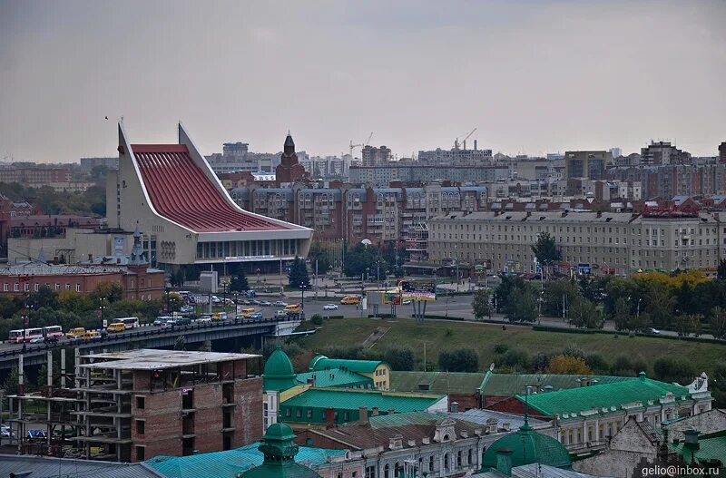 Омск 3 центр. Город Омск. Улица Ленина крыши Омск. Омск центр города. Омск панорама.