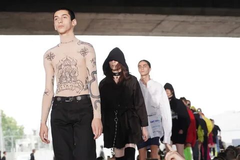 Холидей бой vetements
