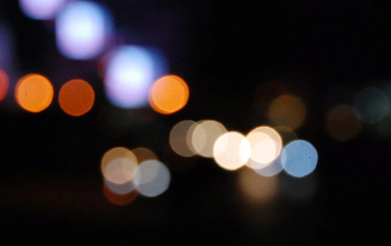 Размытый фон apple. Блики и мерцание в глазах. Blurry meaning. Город боке. Расплывчато 1.