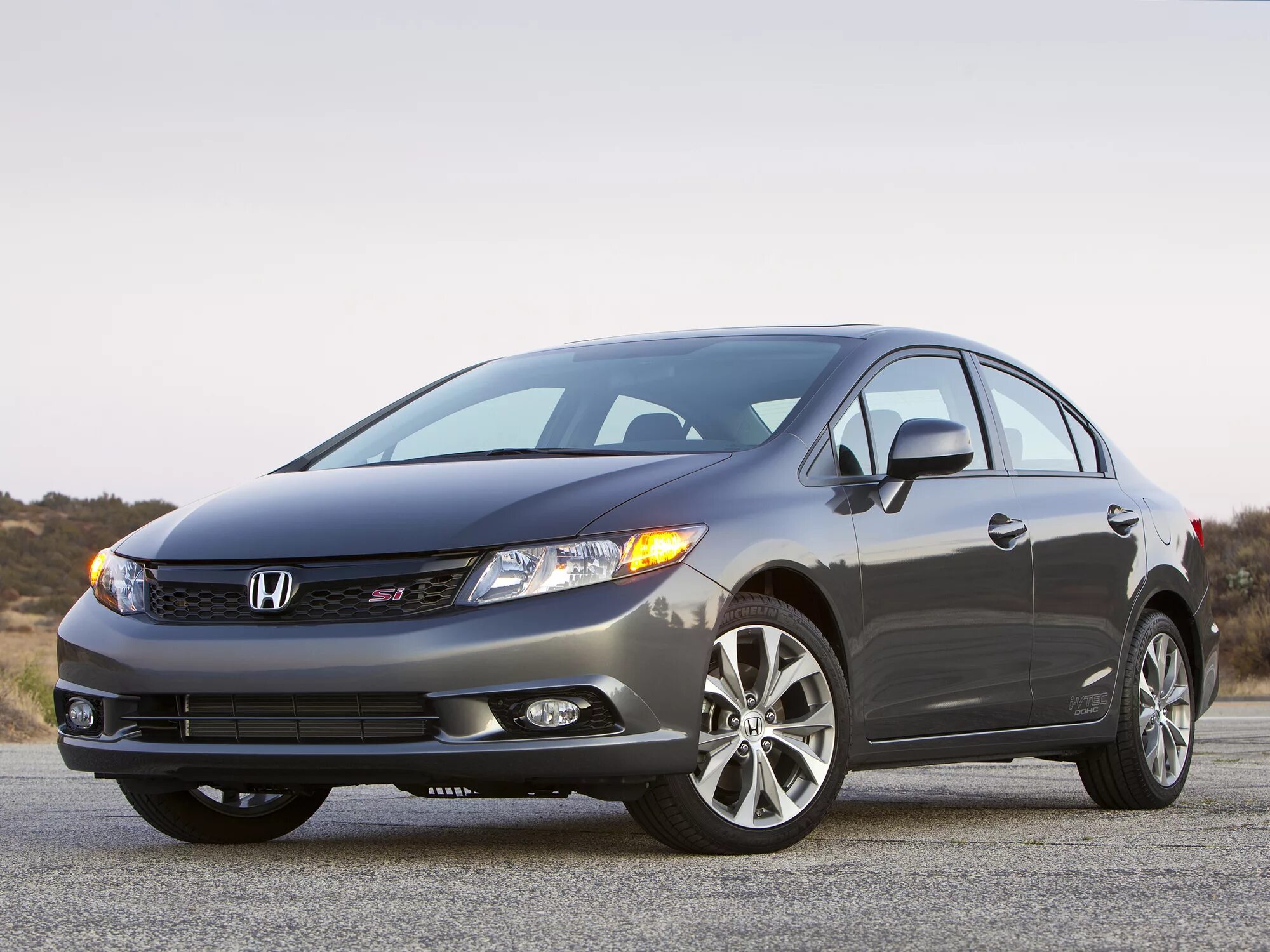 Хонда аккорд 2022. Honda accord hybrid 2016. Хонда цивик 9 поколения седан. 4. Цивик 4 купе.