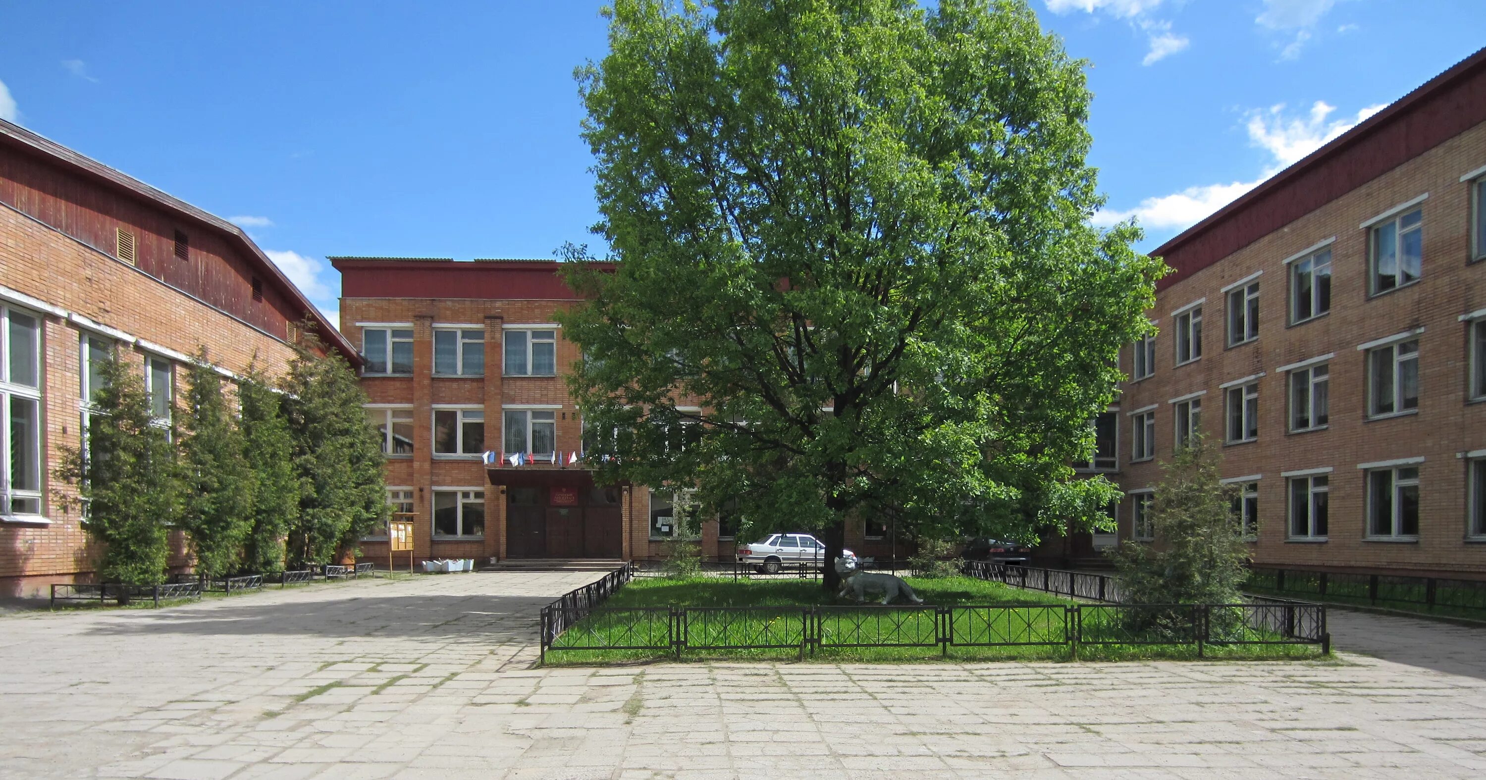 Гатчинский лицей. Лицей 3 гатчина учителя. Гатчинский лицей номер 3 гатчина. Лицей 3 гатчина учителя. 3 школа гатчина.