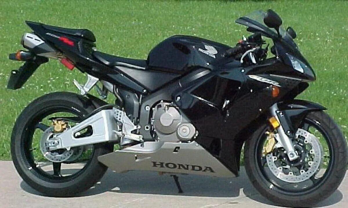 Honda cbr600rr black 2003. Хонда 600 кубов. Honda cbr600rr 2006. Honda cbr600rr 2004 белый. Honda cbr 2003.