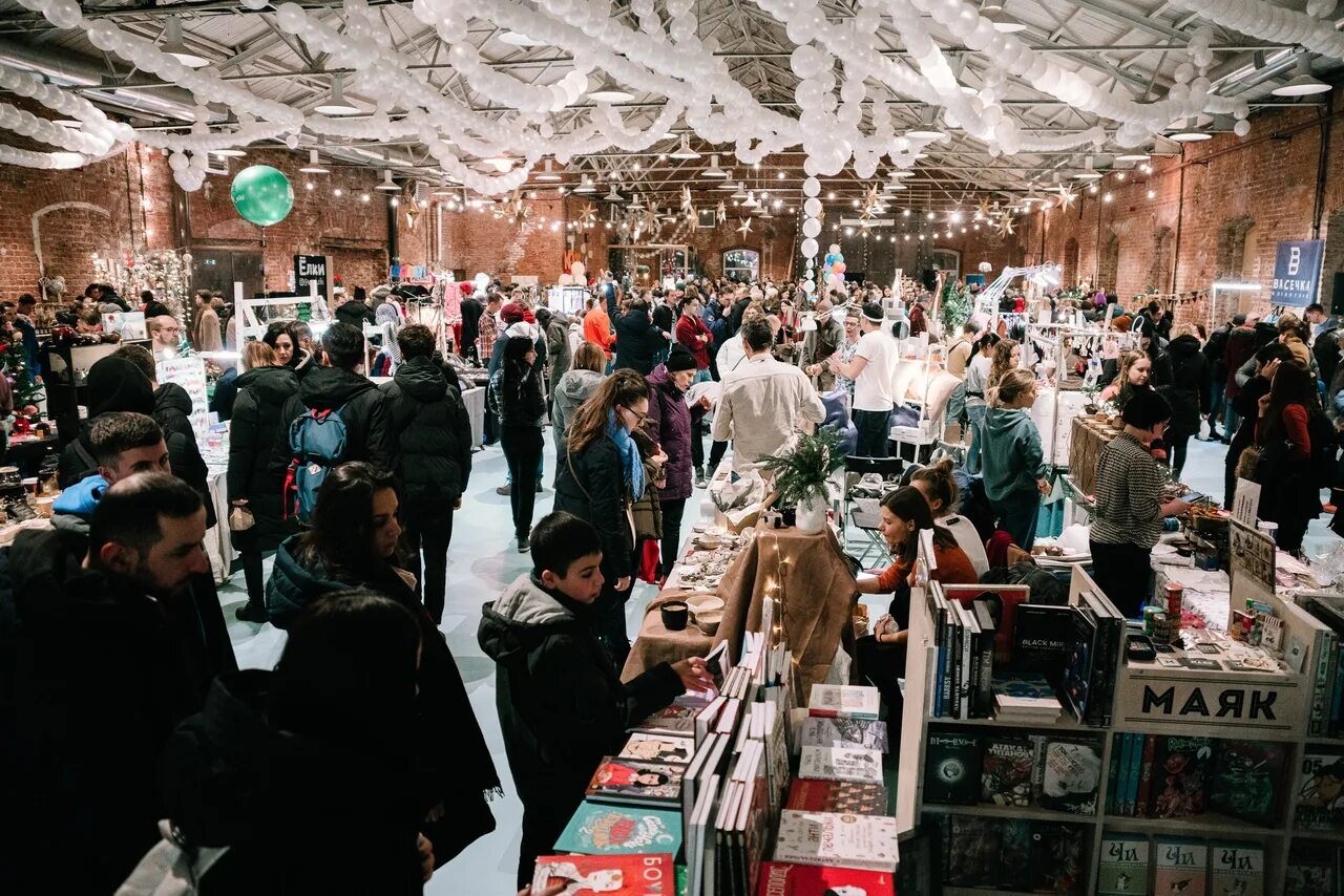 Севкабель порт маркет. Маркет у моря санкт петербург. Новогодний фестиваль «маркет у моря». Ярмарка севкабель. Фестиваль "маркет у моря" в москве.