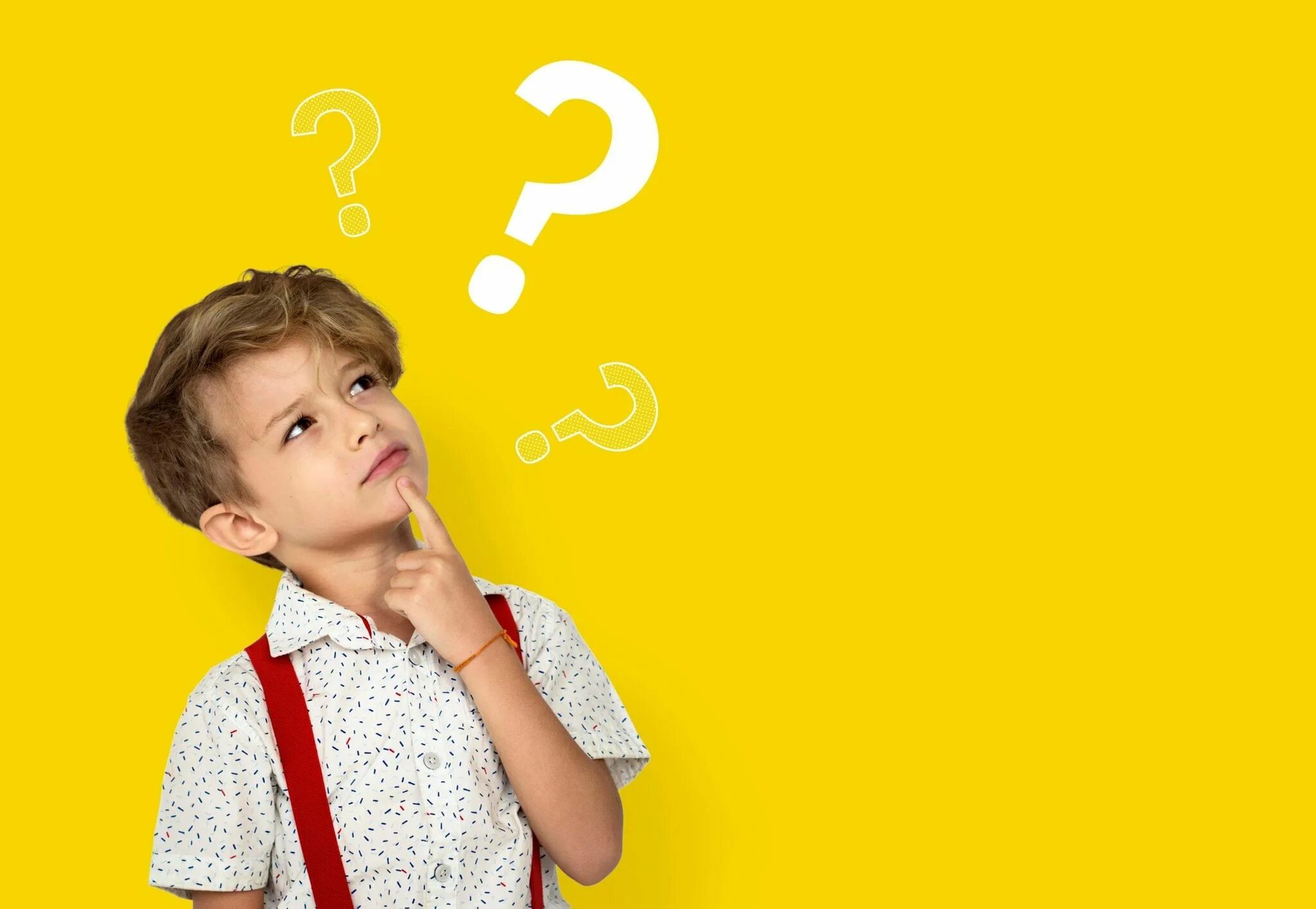 Задумчивый ребенок. Картинка истерика у ребенка. Школьник в очках. Is it a kid. Задумчивый ребенок.