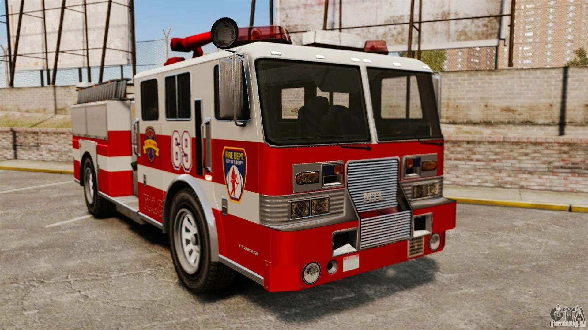 Гта 5 пожарная машина. ГТА 4 пожарная машина. GTA 4 Firetruck. Firetruck GTA 5. ГТА 4 пожарка.