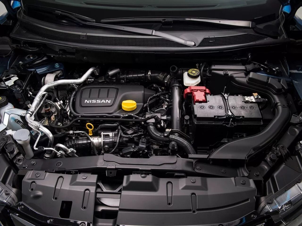 Моторное 2017. Ниссан кашкай мотор 1.2. ниссан кашкай 2017 1.2 двигатель. nissan qashqai 2025 подкапотное. qashqai моторный отсек 2015.