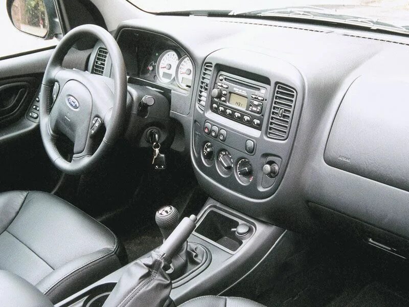Салон маверик. Ford maverick 2001 салон. Ford maverick 2000 салон. Форд маверик 2004 салон. Салон маверик.