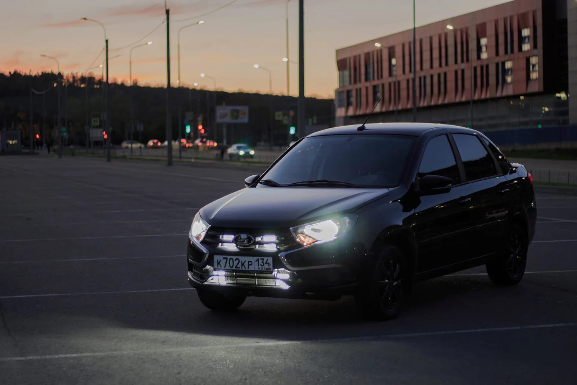 Гранта блэк эдишн. Лада гранта блэк эдишн. lada granta black edition. лада гранта black edition. лада гранта 1 поколение колпаки блэк эдишн.