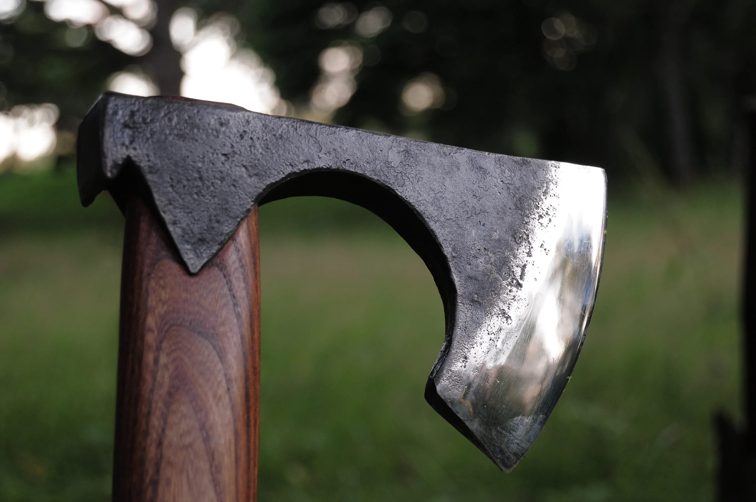 Саксонская секира. Настоящие топоры. Охотничий топор. Большой топор. Топор кованый "таежный" (у8).