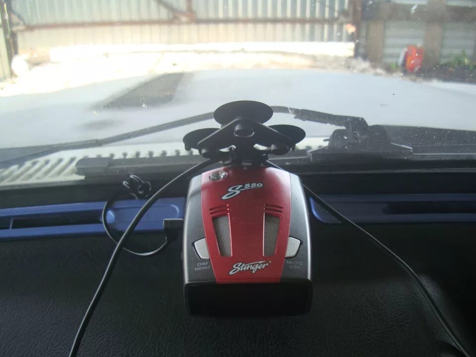 Добавить антирадар. Радар-детектор stinger s550. stealth 1050 антирадар.