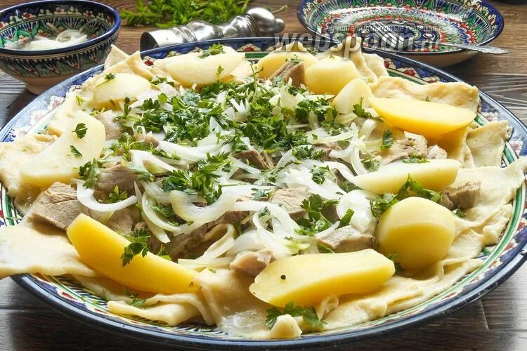 Бешбармак с картошкой и лапшой