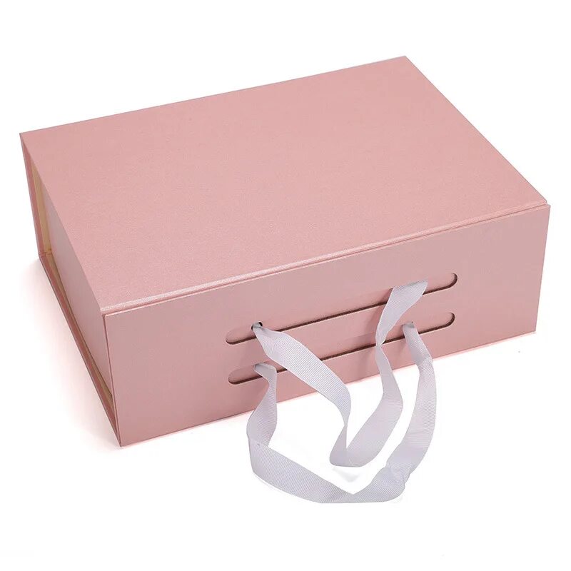 Картонные коробки для подарков. Розовые картонные коробки. Коробки для упаковки сумок. Коробка с ручками.