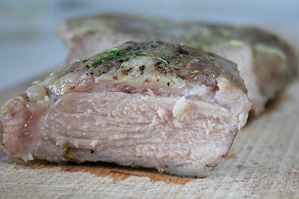 Свиная вырезка sous vide. Свиная поджарка сувид. Мясо су вид. Стейк из свиной шеи су вид. Свиная поджарка сувид.