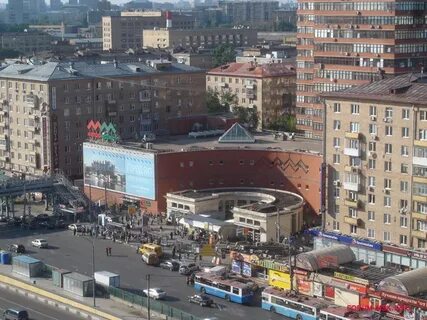 Метро сокол центр
