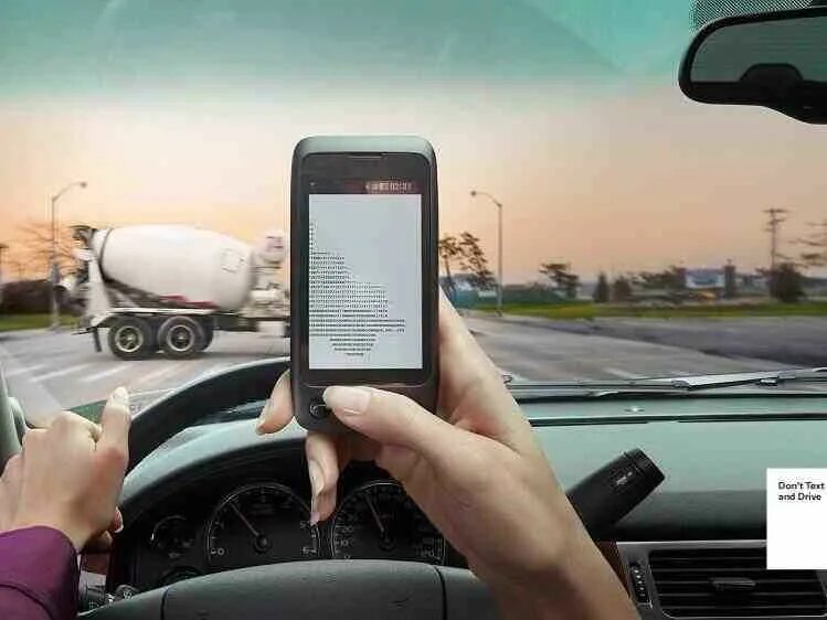 Driving application. Drive text. драйв ин. driving creative. driver ads.