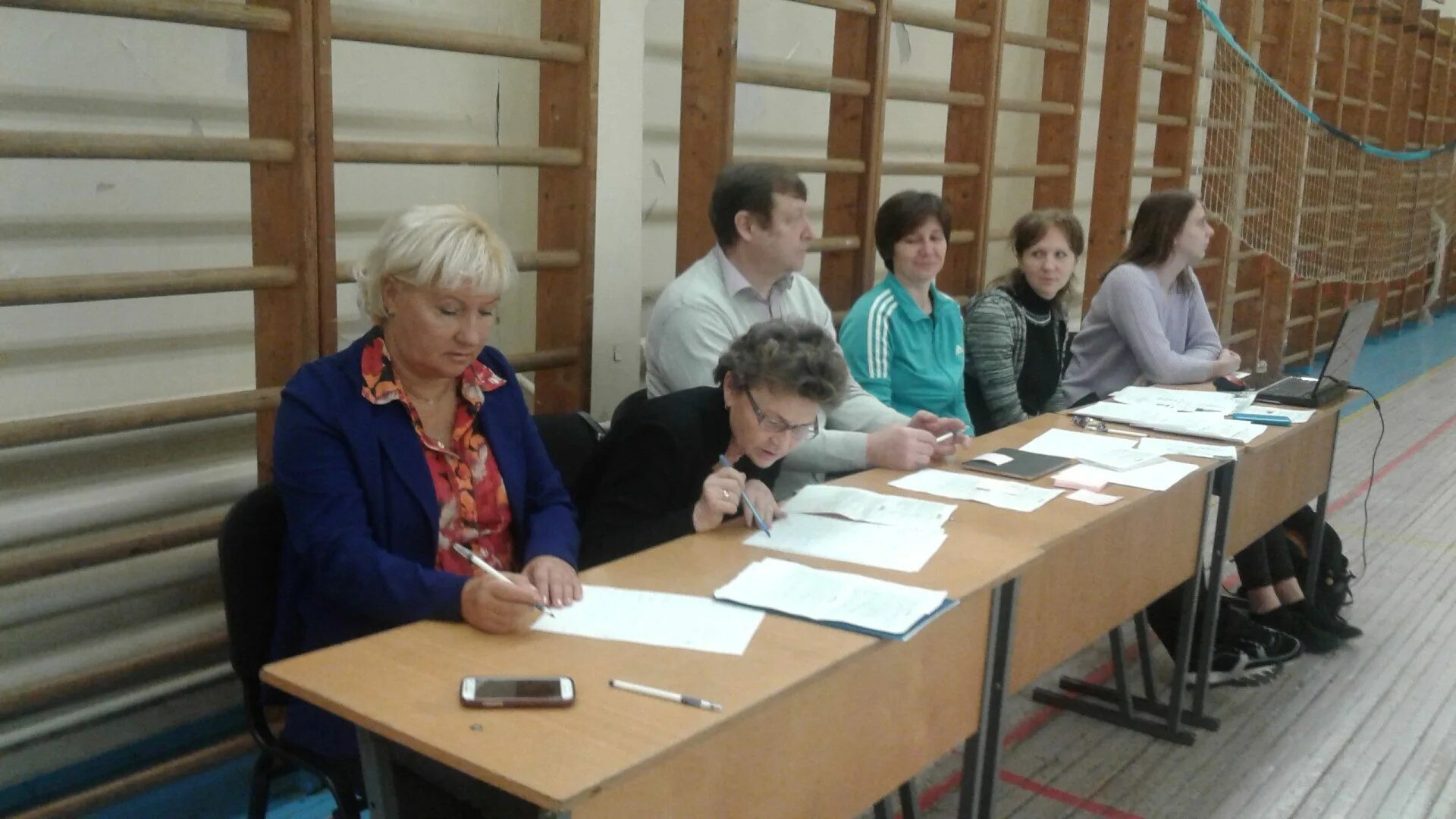 Подработка в санкт-петербурге. Школа 375 красносельского района спб. Работа без опыта в красносельском районе. Колледж парикмахерского искусства санкт-петербург. Работа без опыта в красносельском районе.