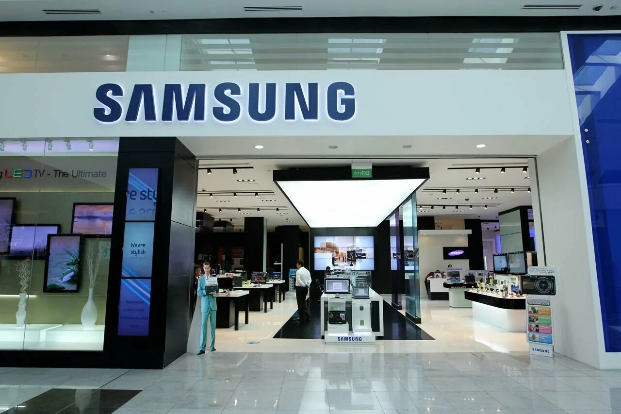 Samsung open source. Samsung бренд. центр самсунг. samsung electronic. самсунг бренд фото.
