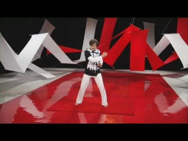 Подзарядка с валерием чвановым. Грин хаус батутный парк. Зарядка с валерием чвановым. Подзарядка чванова. Подзарядка чванова.