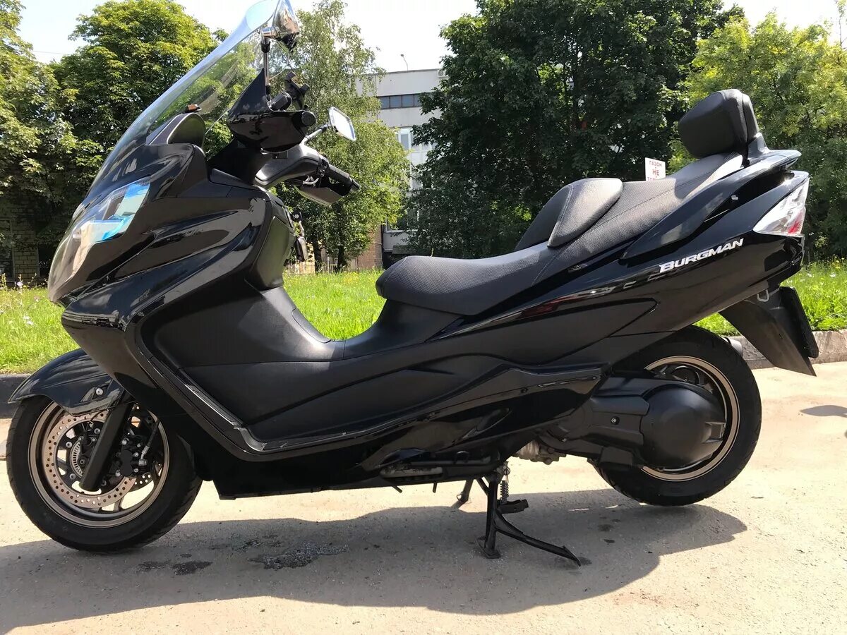 Купить скайвэй 400. Burgman Skywave 400. Suzuki Burgman (Skywave) 400. Suzuki Burgman 400 ABS. Suzuki Burgman 400.