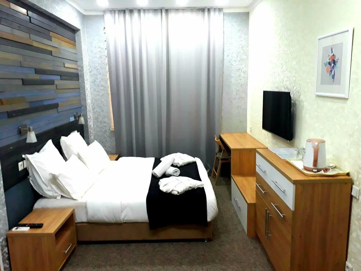 В бишкеке сниму 1 комнатную. Small hotel бишкек. отель 1996 бишкек. olive отель бишкеке. букинг отели бишкек.