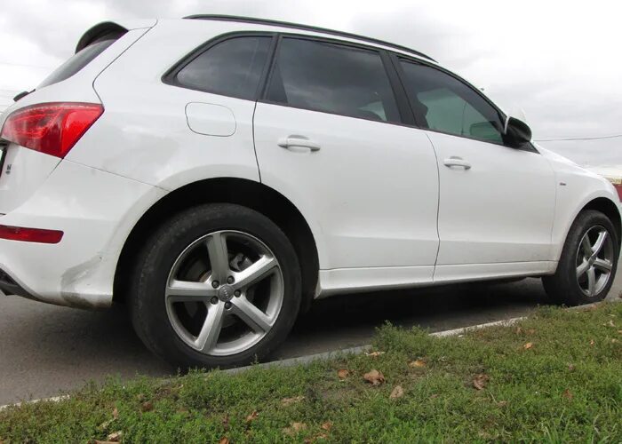 Диски ауди q5. Диски audi q5 r18. диски на ауди q5 r19 s-line. колеса audi q5 r19. диски r20 ауди q5 s line.