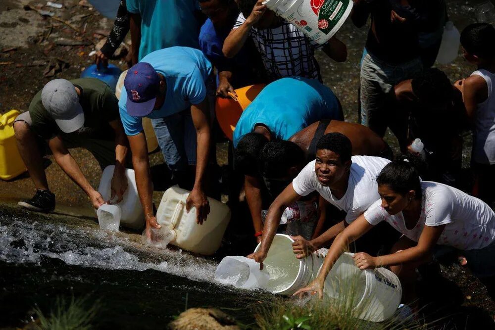 Нехватка питьевой воды. Дефицит пресной воды. Дефицит воды на планете. Недостаток чистой воды. Дефицит чистой питьевой воды.