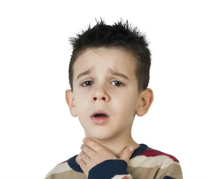 У мальчика 9 лет болит. Ребенок с дисфонией. Недовольный ребенок. Ребенок с больным горлом.