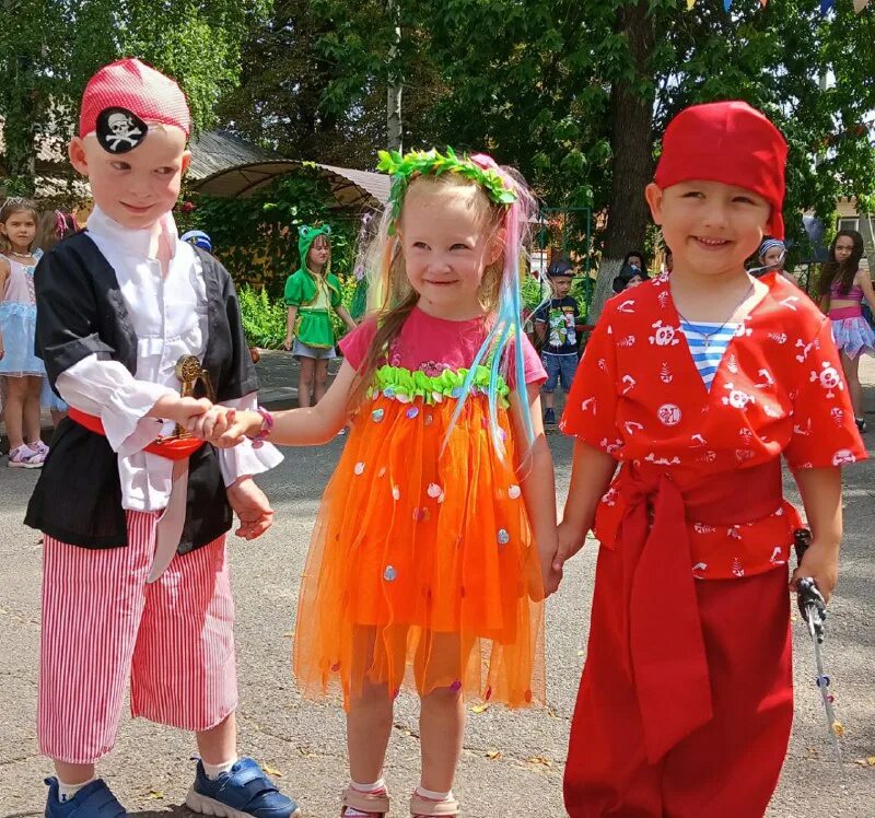 Мбдоу дс 4. Мбдоу дс 4. Мбдоу дс 4. Хрустальная капель садик. Челябинск, детский сад 470.