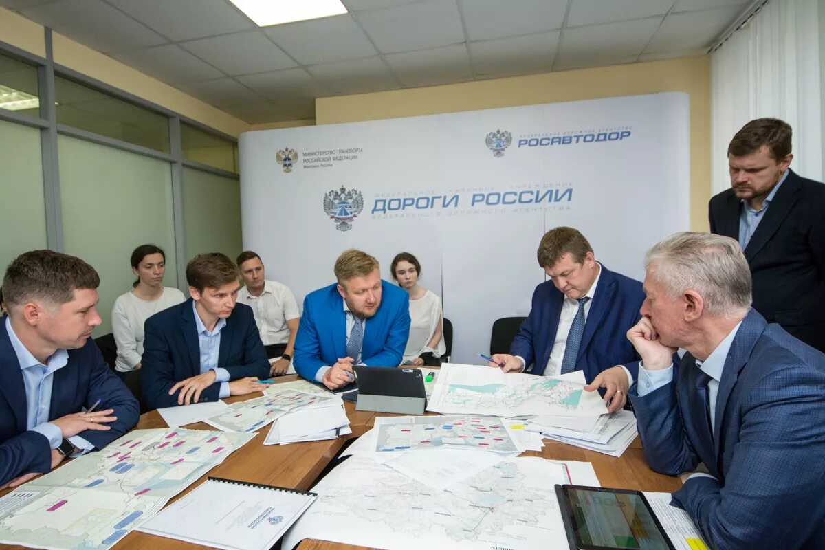 Роман новиков росавтодор. Осипов дмитрий евгеньевич автодор. Соколовский александр игоревич росавтодор. Соколовский фда александр. Росавтодор.