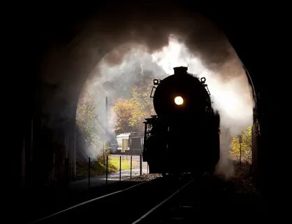 He come train