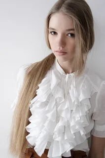 V.G.model management: Daria Sayapina. 