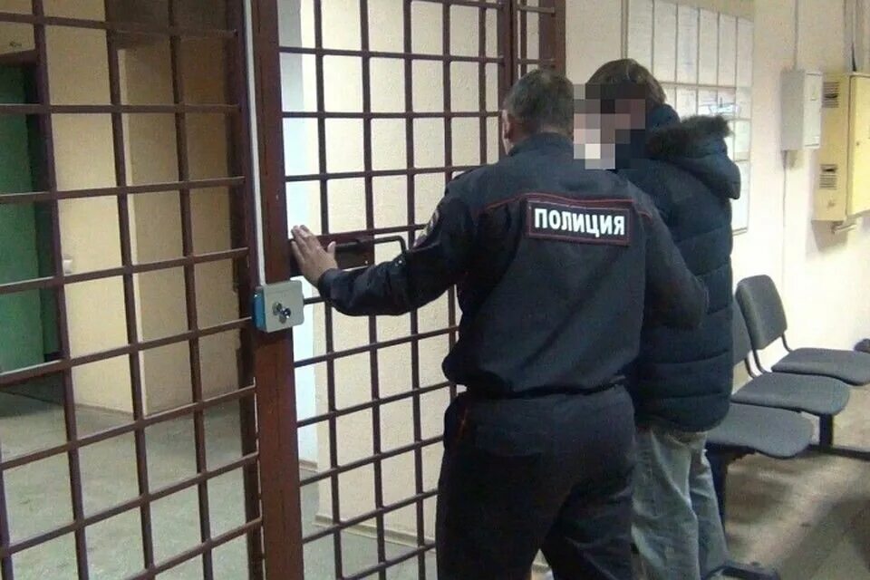 Комната административно задержанных. Административный арест. Административно арестованные лица. Административное задержание. Административный арест срок наказания