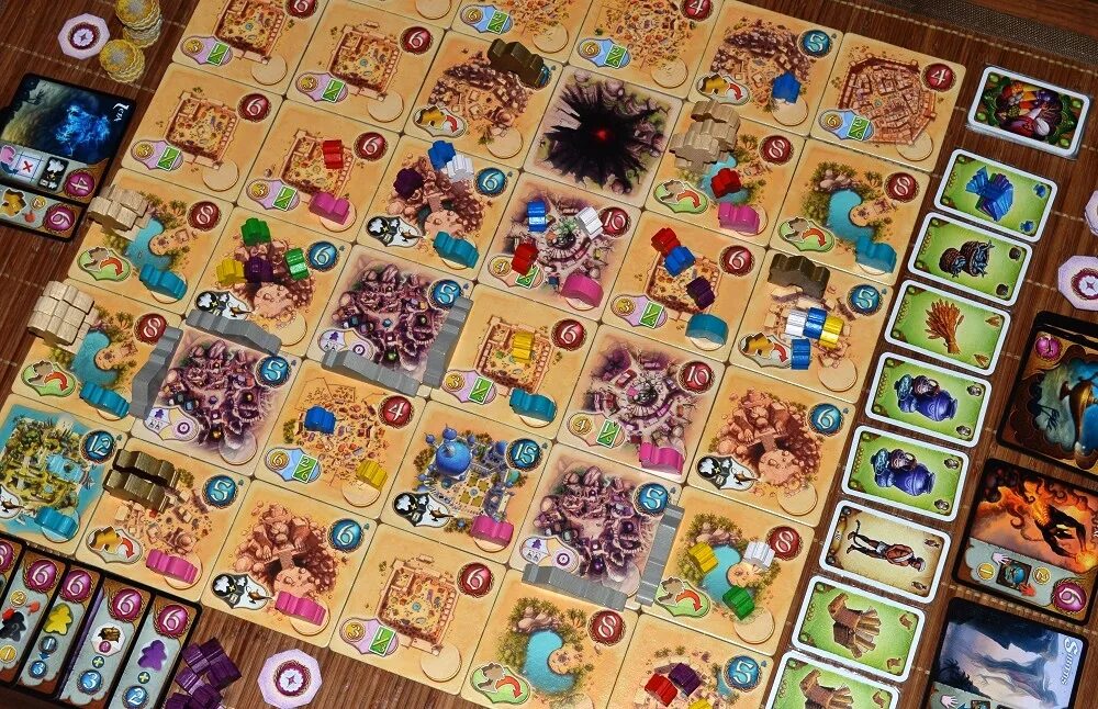 Игры на пятерых дома