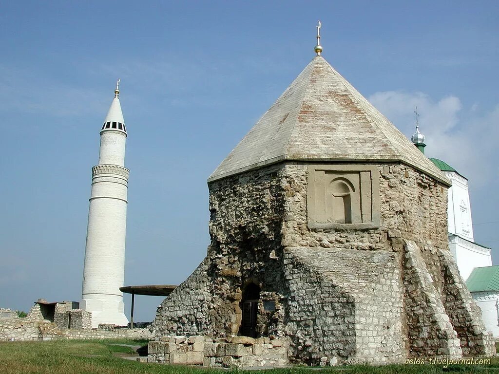 Минарет Булгар. Волжская Булгария малый минарет. Архитектура Волжской Булгарии. Восточный мавзолей в булгарах. История булгар