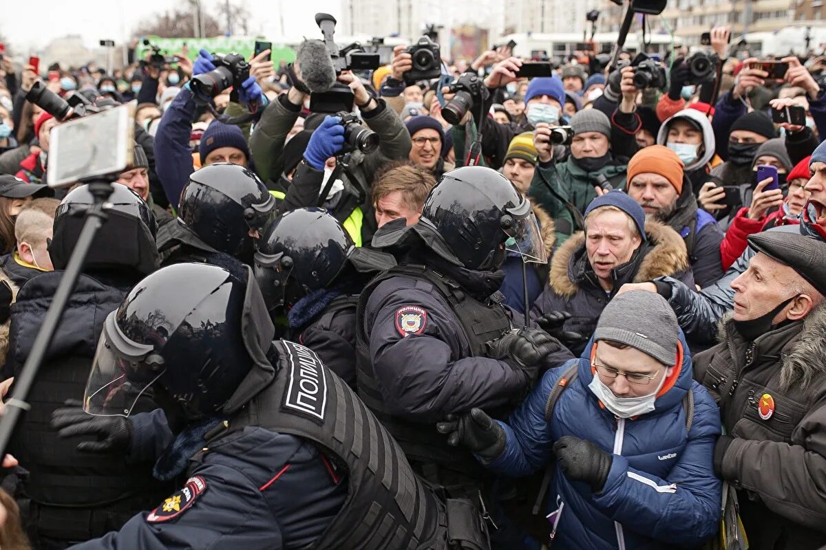 Происшествия в россии новости lenta. Лента новостей России. Новости России. Протесты 2021 21 января Санкт-Петербург. Новости сегодня последние в России.