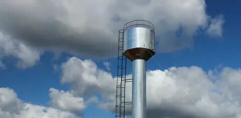 Водонапорные башни и резервуары